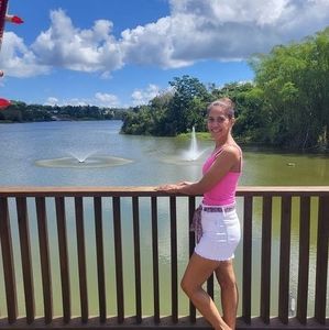 Meet your Posher, Ana